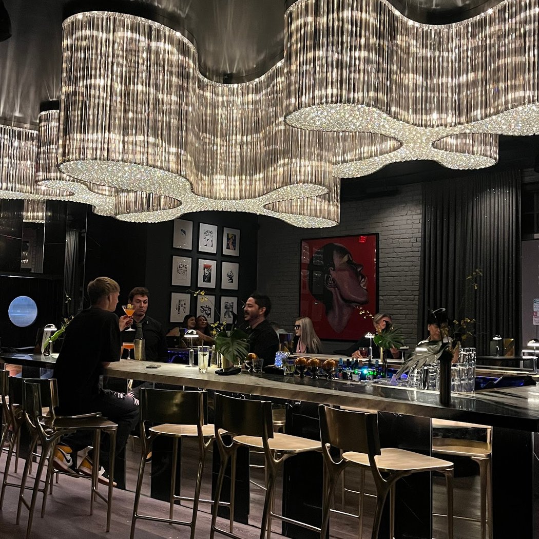 Club Trivia 1